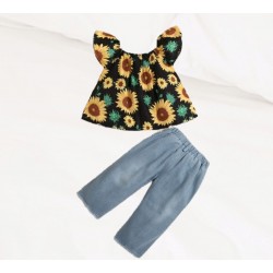 Top de girasol y jean